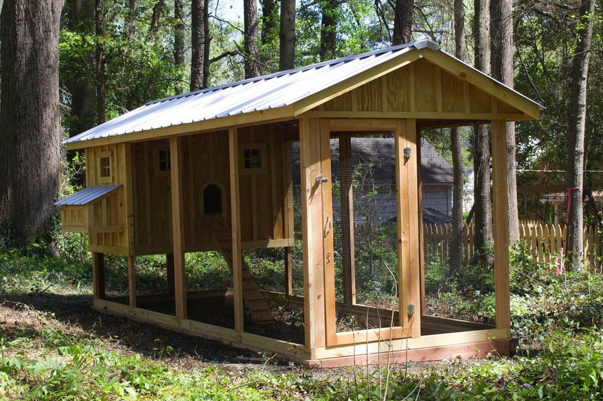 6x12 Carolina Coop with Galvalume roofing and zinc hardware
