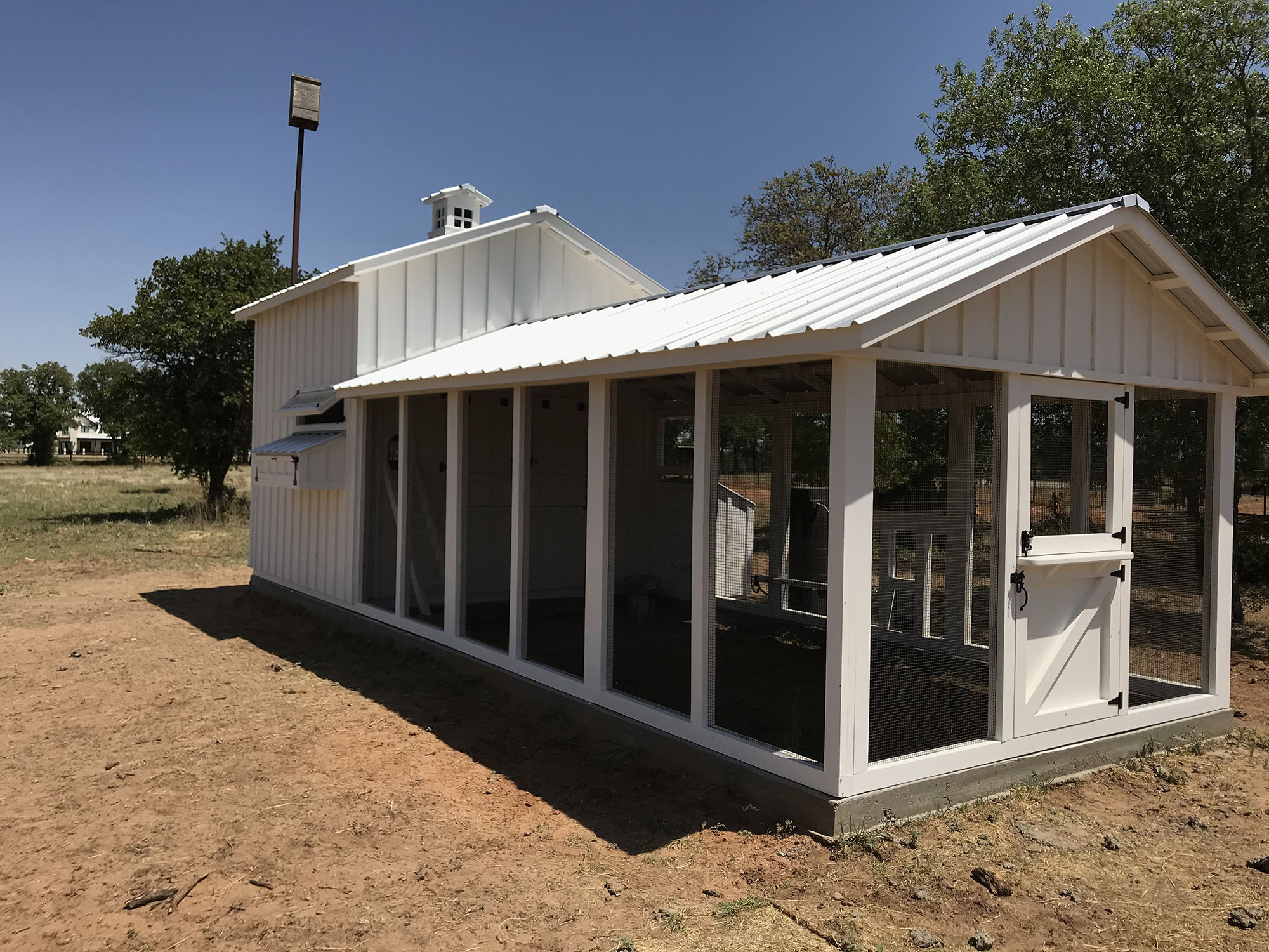front view of 12x12x18 Craftsman Coop